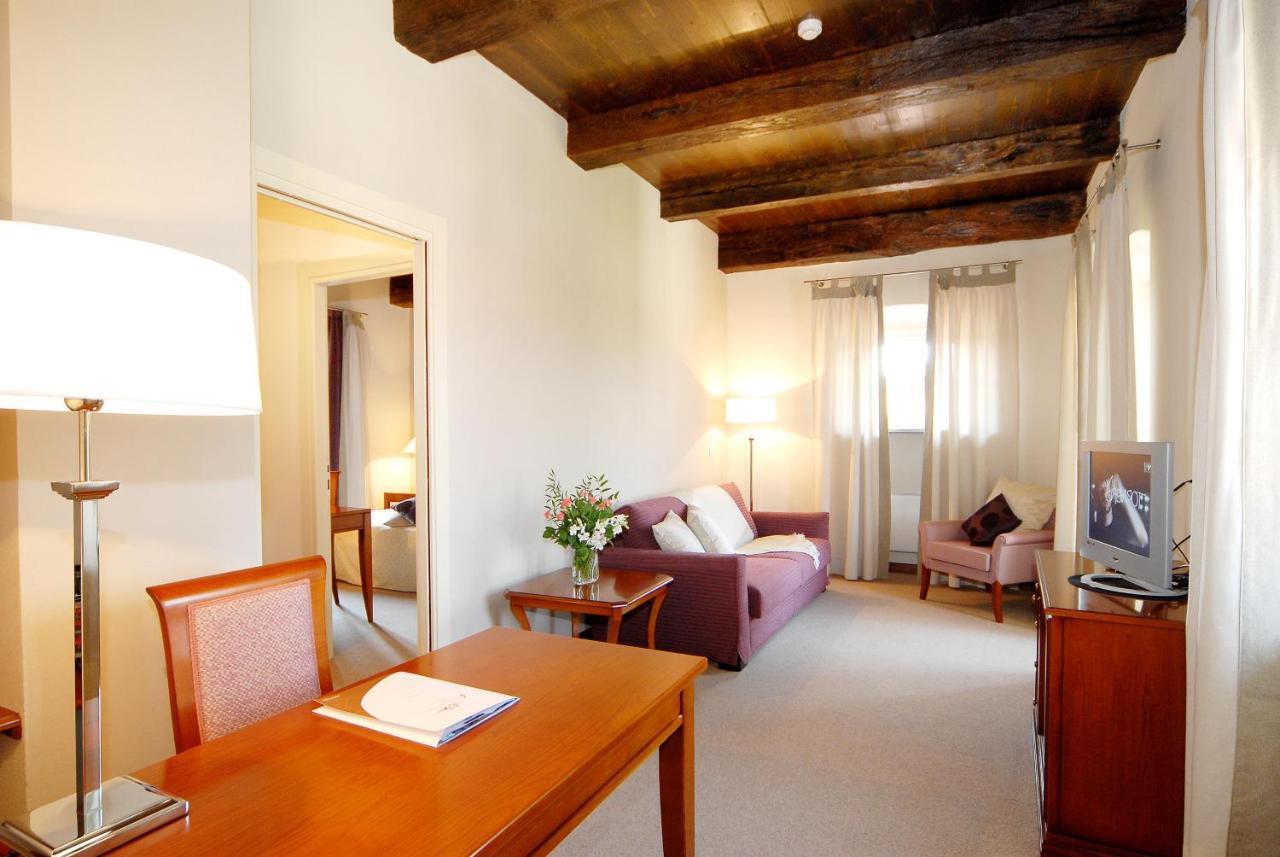 Hotel Antico Podere Propano Saluzzo Exterior photo
