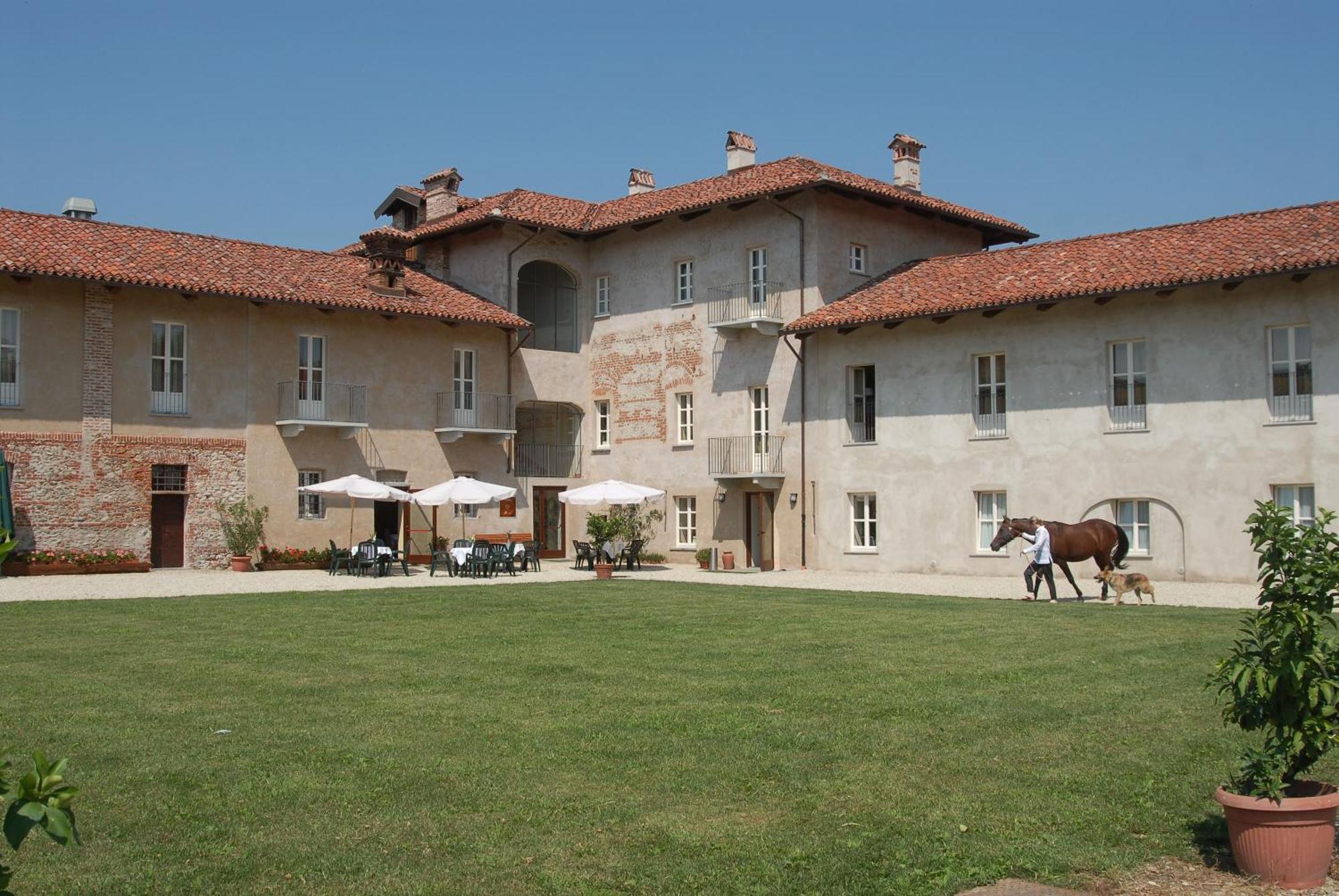 Hotel Antico Podere Propano Saluzzo Exterior photo